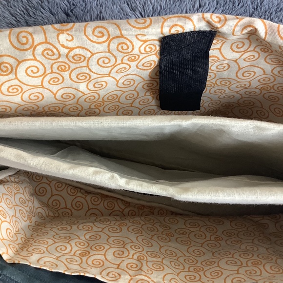 Joggo Envelope Shoulder bag - Picture 4 of 6